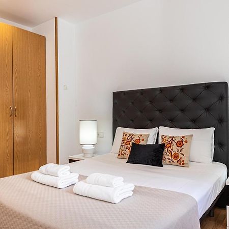 Waou Apartamentos En Sol Confort 8 Madrid Eksteriør bilde