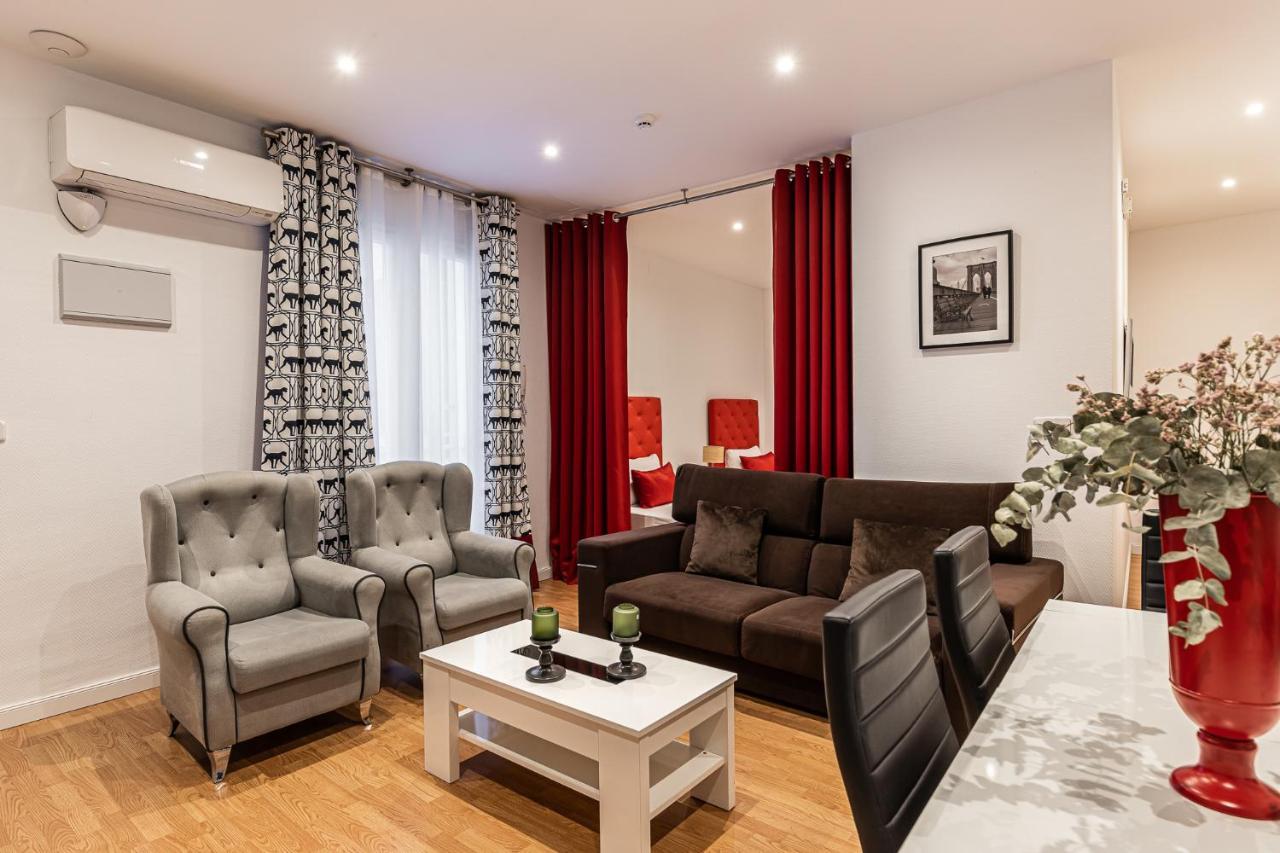 Waou Apartamentos En Sol Confort 8 Madrid Eksteriør bilde